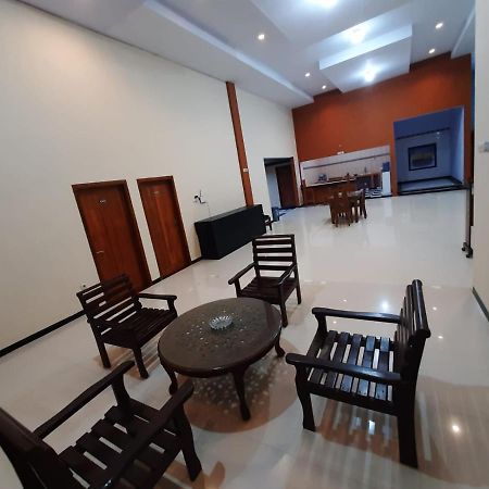 999 Khs 2 Homestay Gilimanuk Exterior foto