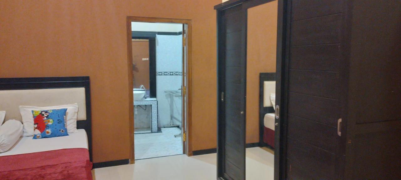 999 Khs 2 Homestay Gilimanuk Exterior foto
