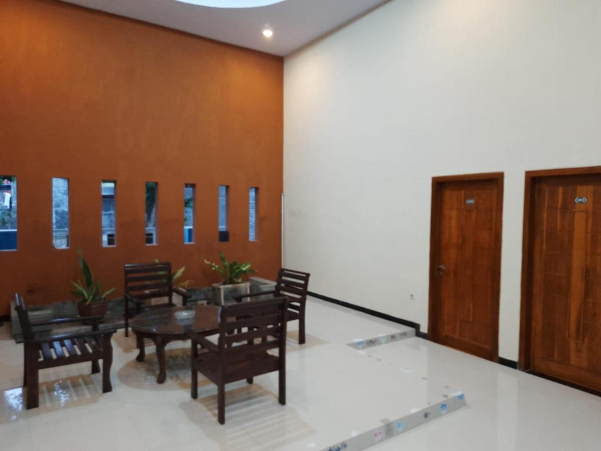 999 Khs 2 Homestay Gilimanuk Exterior foto